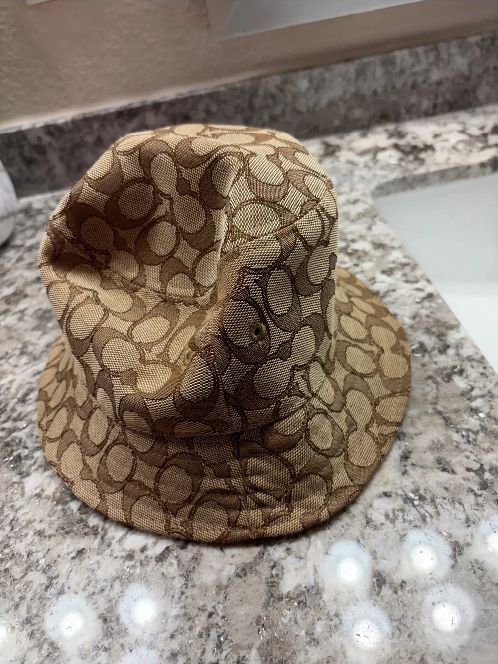 Coach Signature Canvas Bucket Hat - Tan/Brown